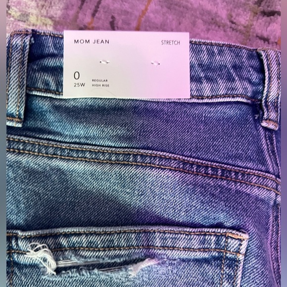 American Eagle Mom Jeans | Size 0 - Picture 4 of 4